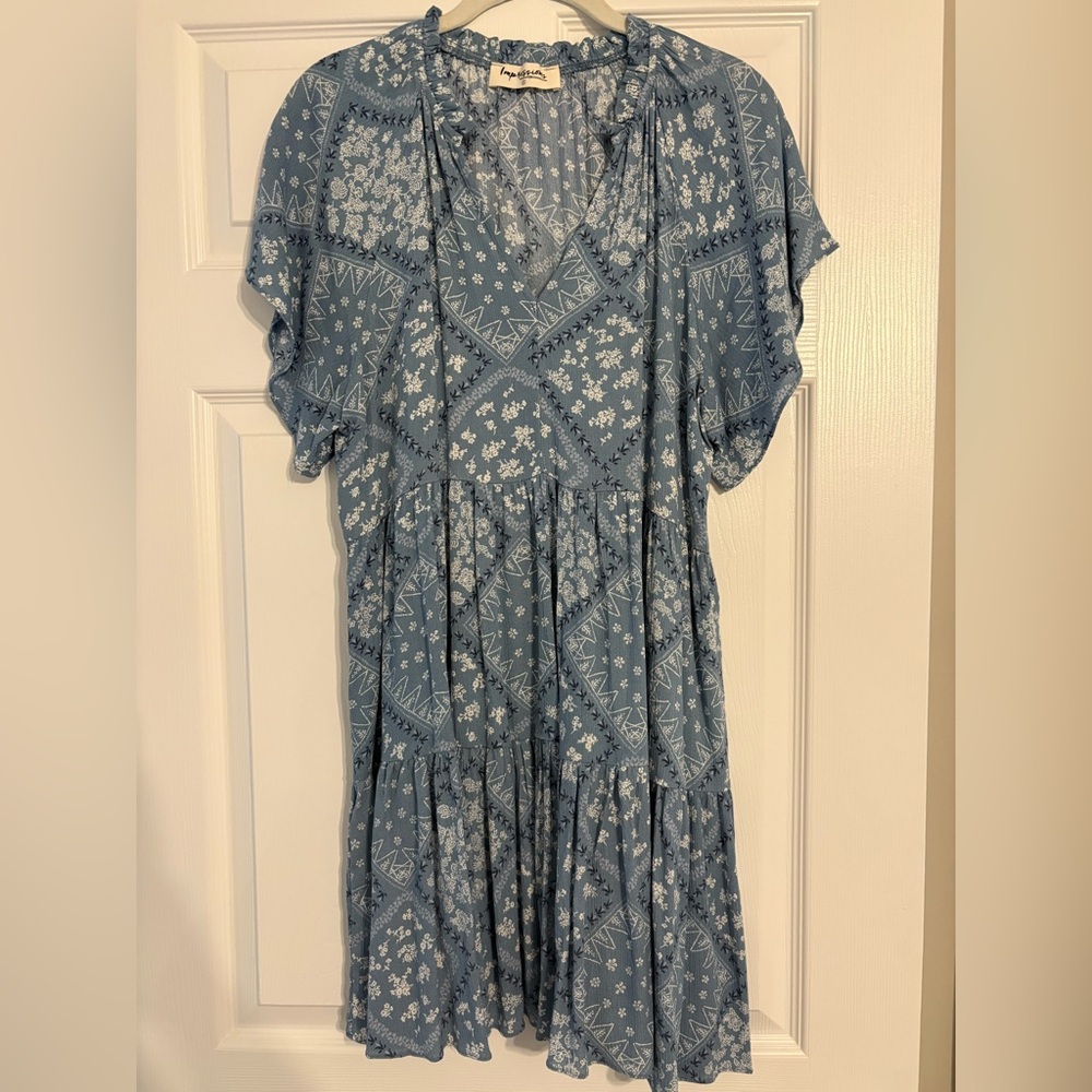 Impressions Boutique Blue and White Patterned Dress Small